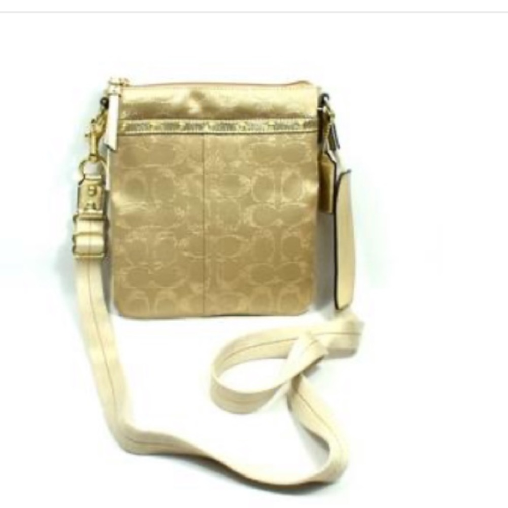 Authentic Coach Signature Crossbody/Swing Bag